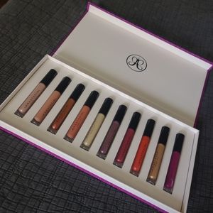 Anastasia beverly hills lip gloss vault